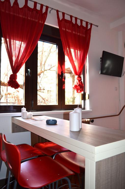 Apartmants Night Lux Nis Bilik gambar