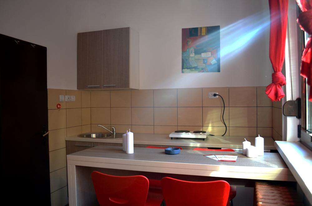 Apartmants Night Lux Nis Bilik gambar