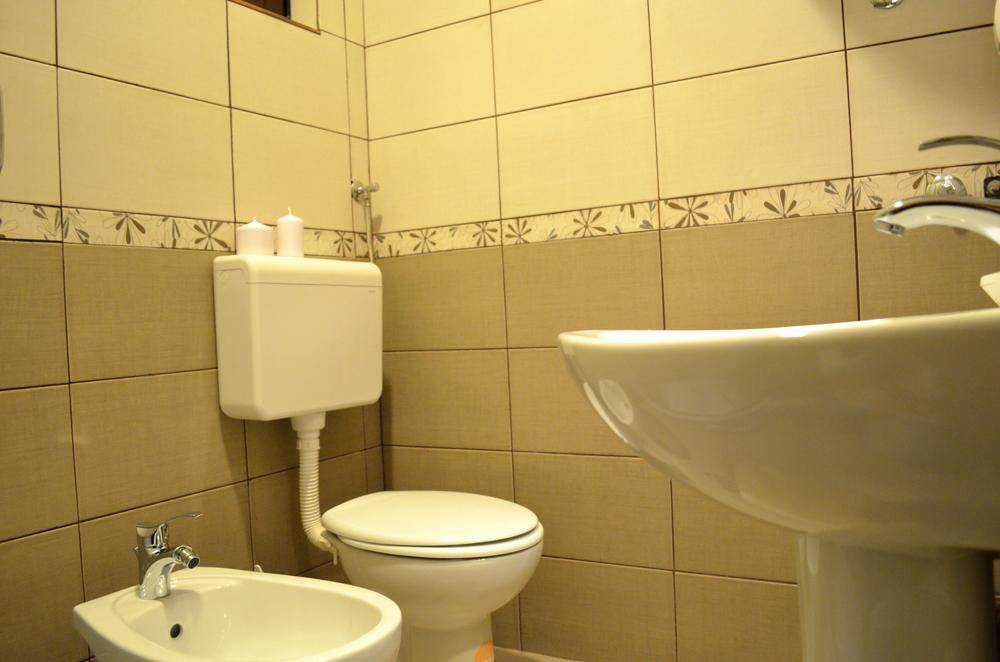 Apartmants Night Lux Nis Bilik gambar