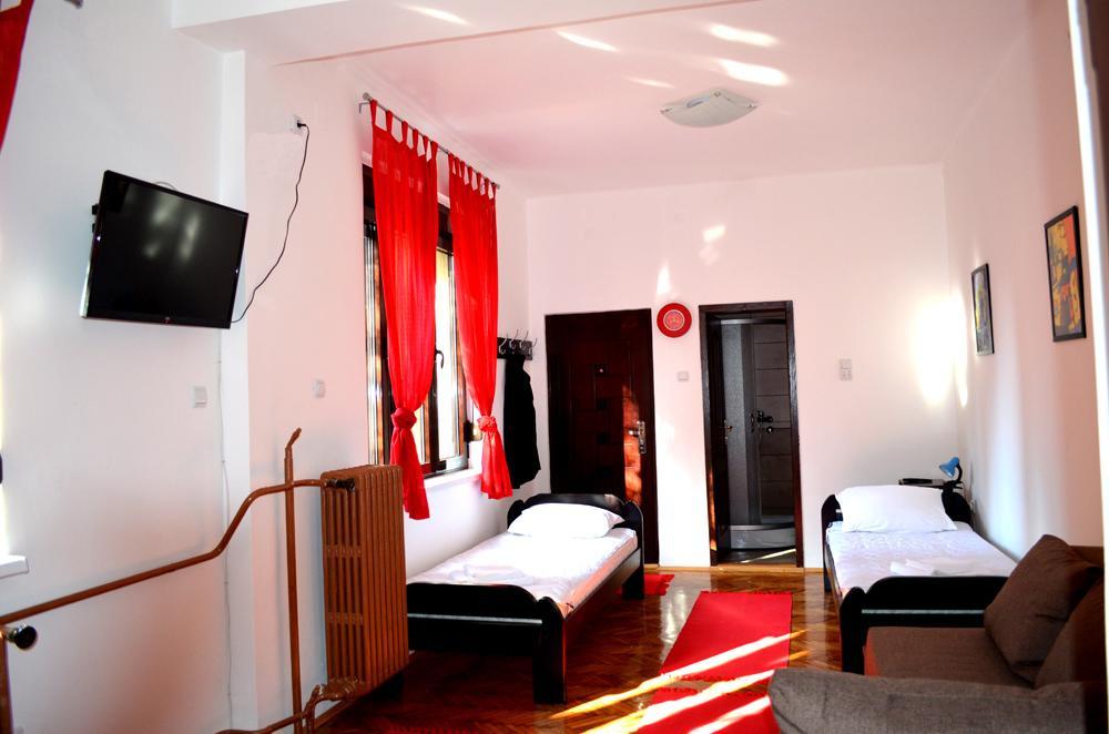 Apartmants Night Lux Nis Bilik gambar